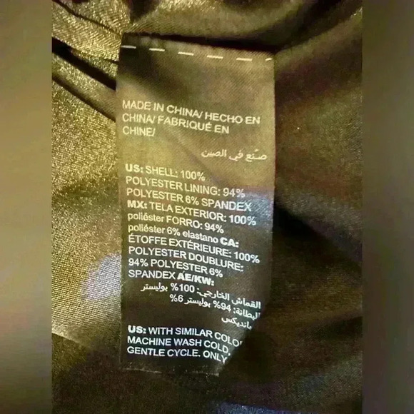 White House Black Market Flutter Sleeve Sheath Dress Size 8 NWT - Picture 10 of 10